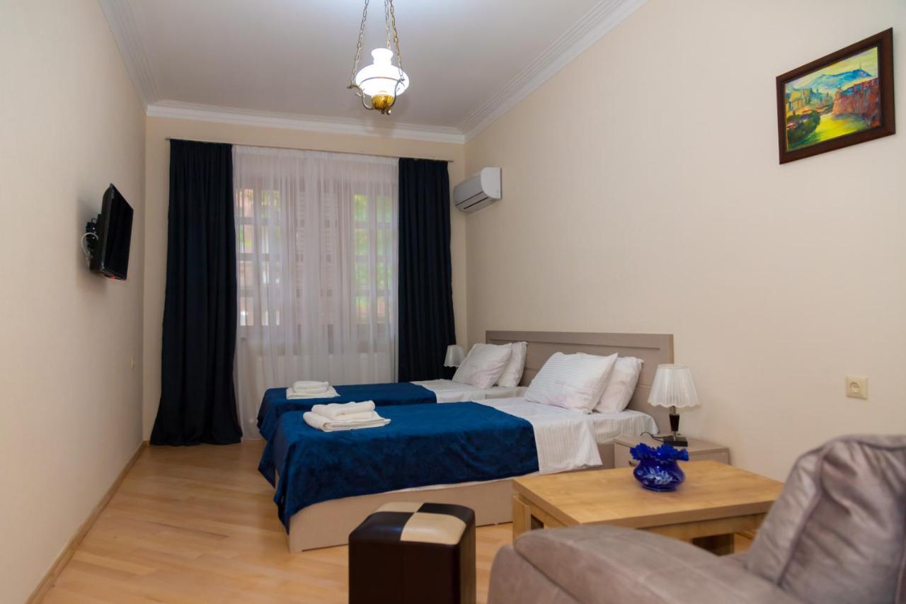 Holiday Rooms Tiflis Exterior foto
